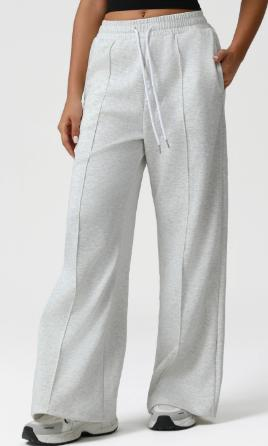 Wide-Leg Fleece Sweatpant