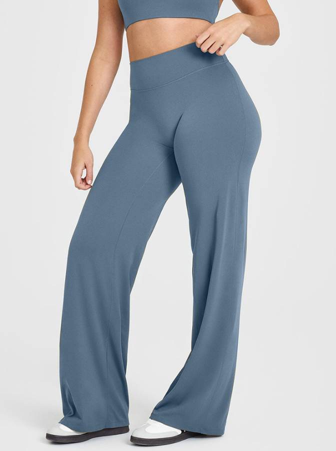 Studio Wide-Leg Flare Pant