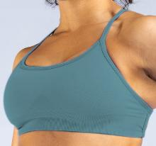 Seamless Cross-Back Sports Bra
