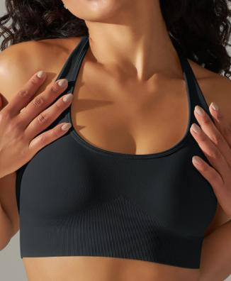 Seamless Ribbed Halter Sports Bra