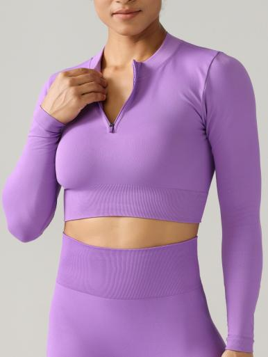 Seamless Half-Zip Long-Sleeve Crop Top