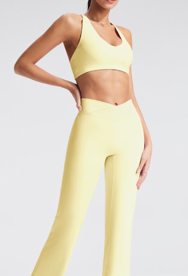 Essential Cross-Back Plunge Bra - Butter Yellow